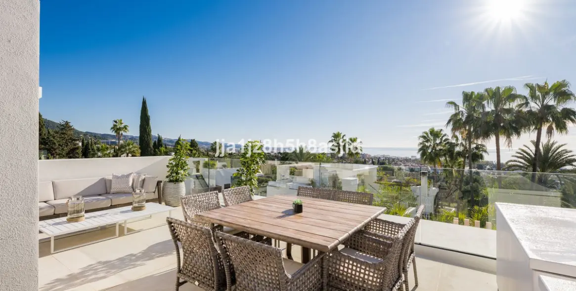 Sale of semi-detached house in Sierra Blanca 15