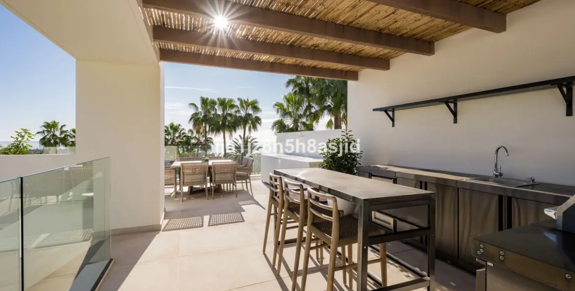 Sale of semi-detached house in Sierra Blanca 19