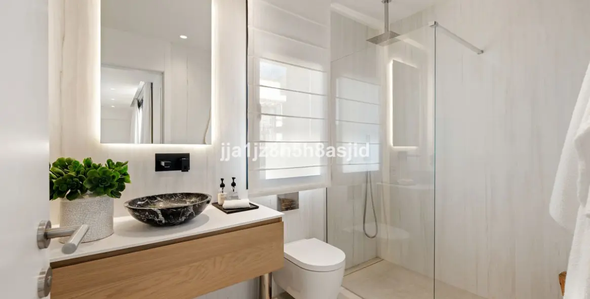 Продажа дома на две семьи в Sierra Blanca 25