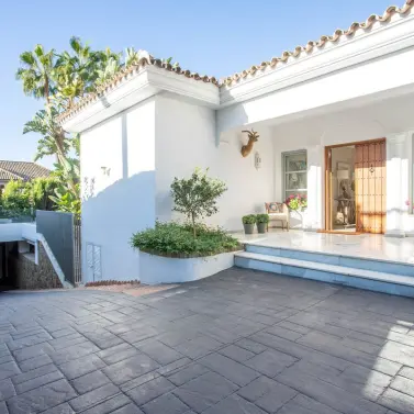 Venta de villa independiente en Sierra Blanca