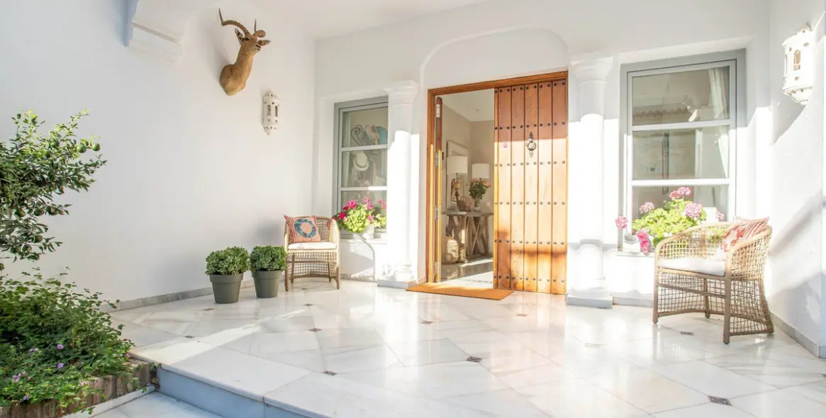 Продажа  отдельно стоящей виллы в Sierra Blanca 13