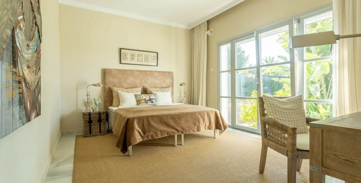 Продажа  отдельно стоящей виллы в Sierra Blanca 14