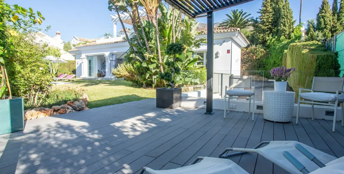 Продажа  отдельно стоящей виллы в Sierra Blanca 28