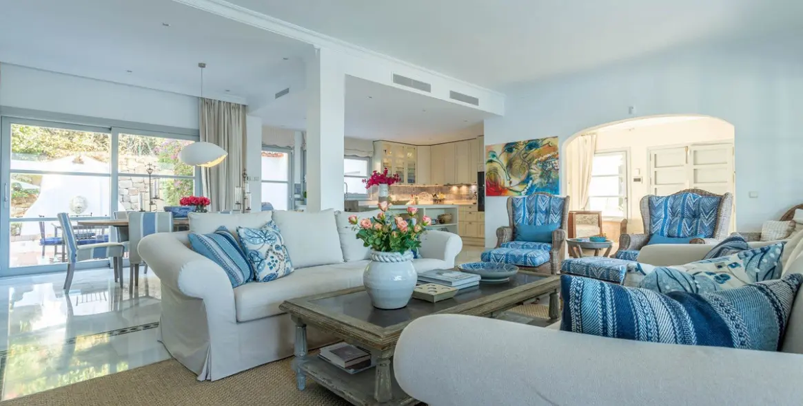 Продажа  отдельно стоящей виллы в Sierra Blanca 31