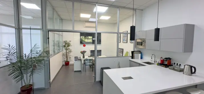 Long-term rent of office in Marbella 2