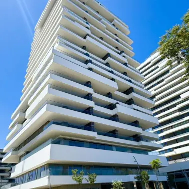 Долгосрочная аренда апартаментов на среднем этаже в Málaga