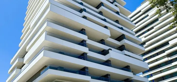 Долгосрочная аренда апартаментов на среднем этаже в Málaga 0