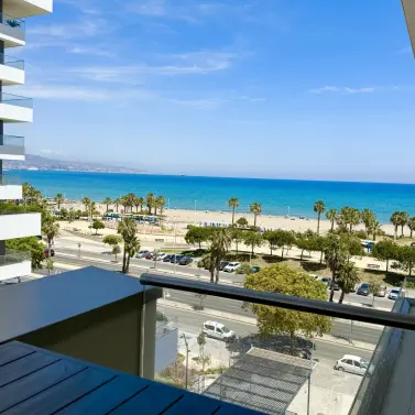 Долгосрочная аренда апартаментов на среднем этаже в Málaga