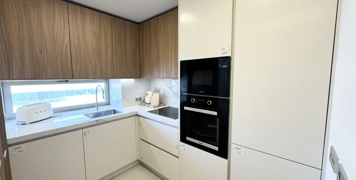 Alquiler a largo plazo de apartamento en planta media en Málaga 5