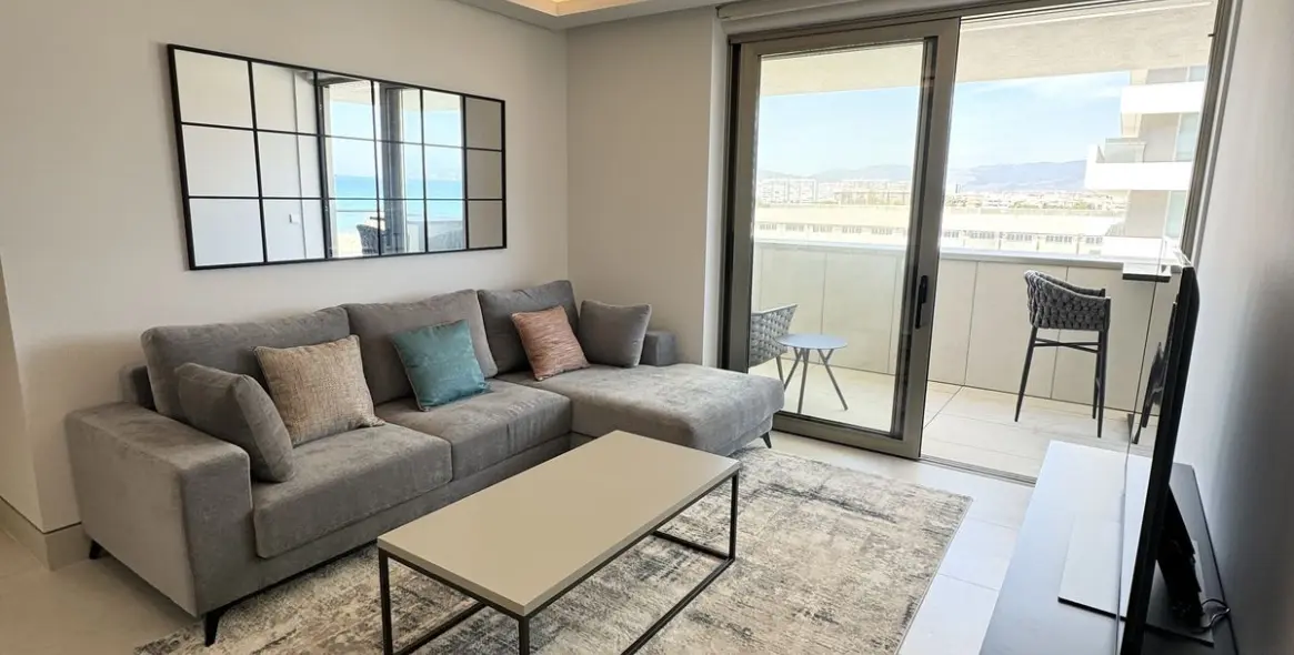 Alquiler a largo plazo de apartamento en planta media en Málaga 12