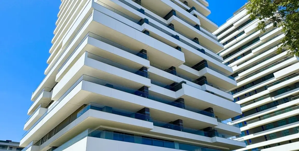 Alquiler a largo plazo de apartamento en planta media en Málaga 24