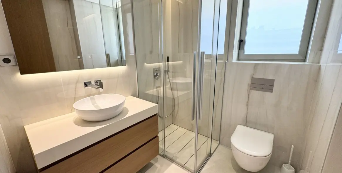 Alquiler a largo plazo de apartamento en planta media en Málaga 33