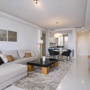 Долгосрочная аренда апартаментов на среднем этаже в Atalaya