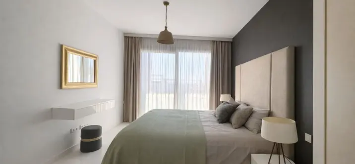 Alquiler a largo plazo de apartamento en planta media en Atalaya 0