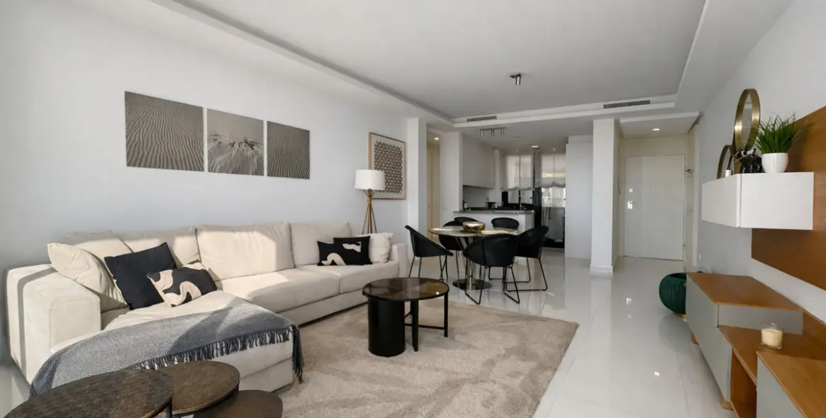 Long-term rent of middle floor apartment in Atalaya 2