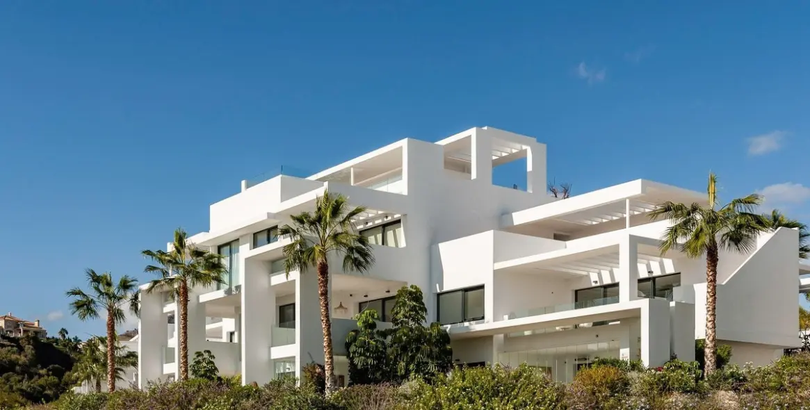 Long-term rent of middle floor apartment in Atalaya 3