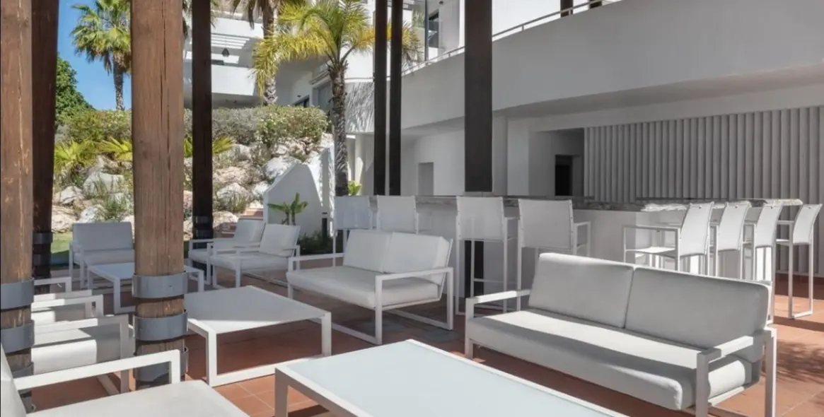 Long-term rent of middle floor apartment in Atalaya 25