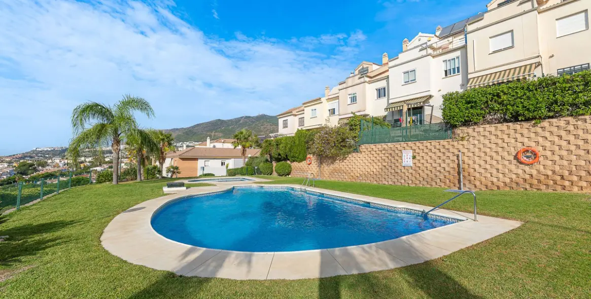 Продажа апартаментов на среднем этаже в Benalmadena 1