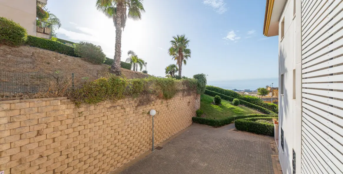 Продажа апартаментов на среднем этаже в Benalmadena 13