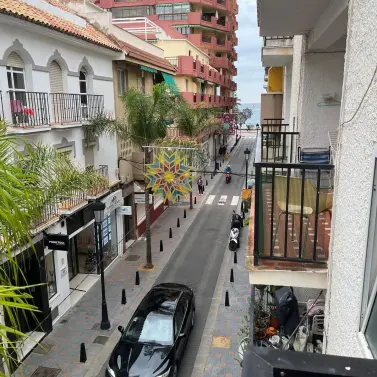 Sale of middle floor apartment in Fuengirola