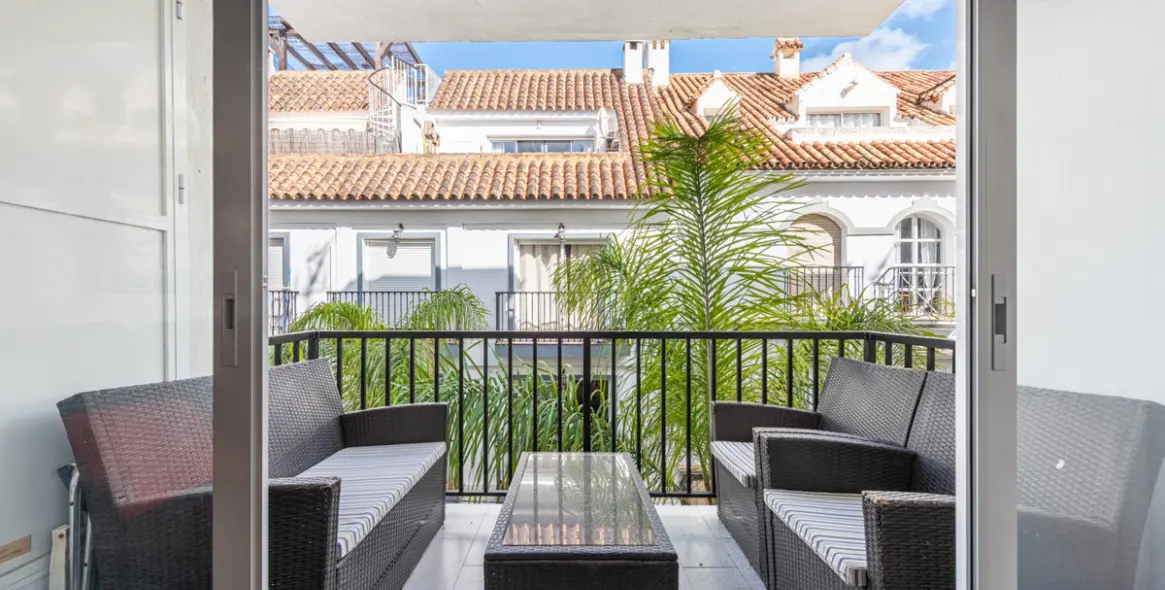 Sale of middle floor apartment in Fuengirola 16