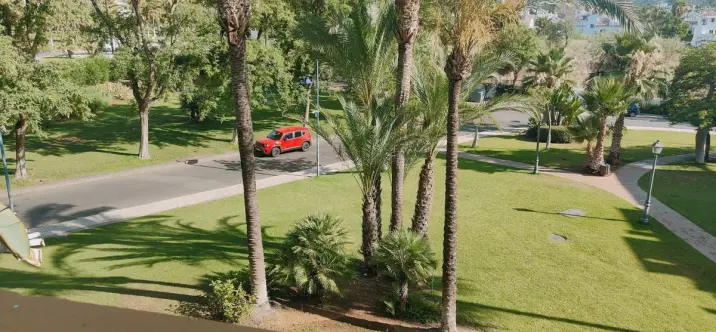 Sale of middle floor apartment in Marbella 3