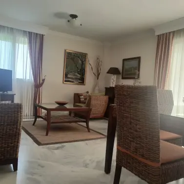 Sale of middle floor apartment in Marbella