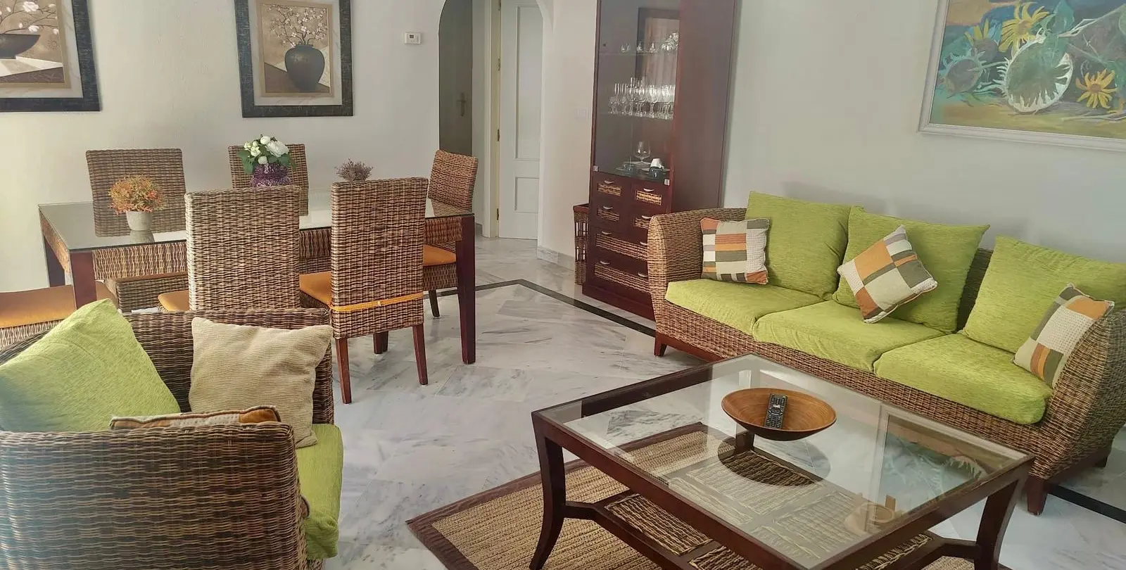Sale of middle floor apartment in Marbella 12