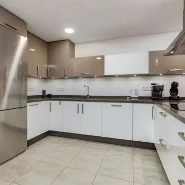 Sale of ground floor apartment in Nueva Andalucía