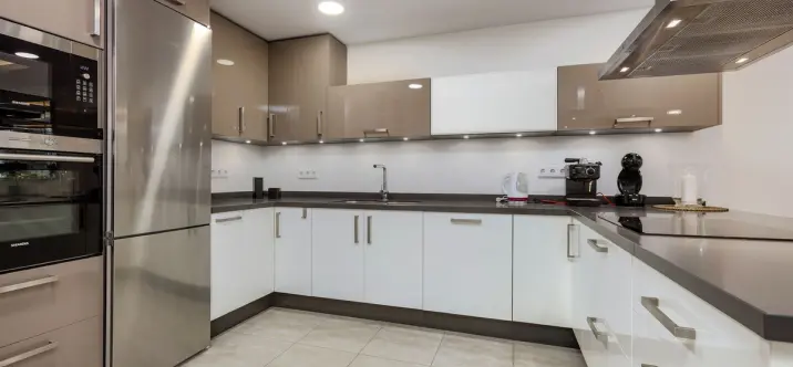 Sale of ground floor apartment in Nueva Andalucía 3