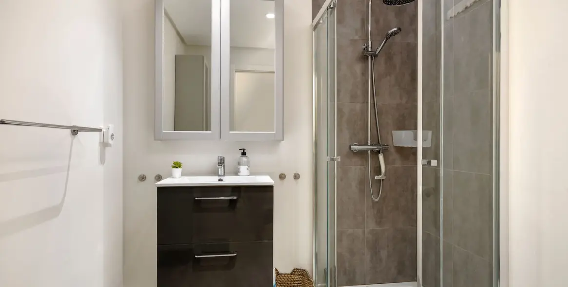 Sale of ground floor apartment in Nueva Andalucía 5