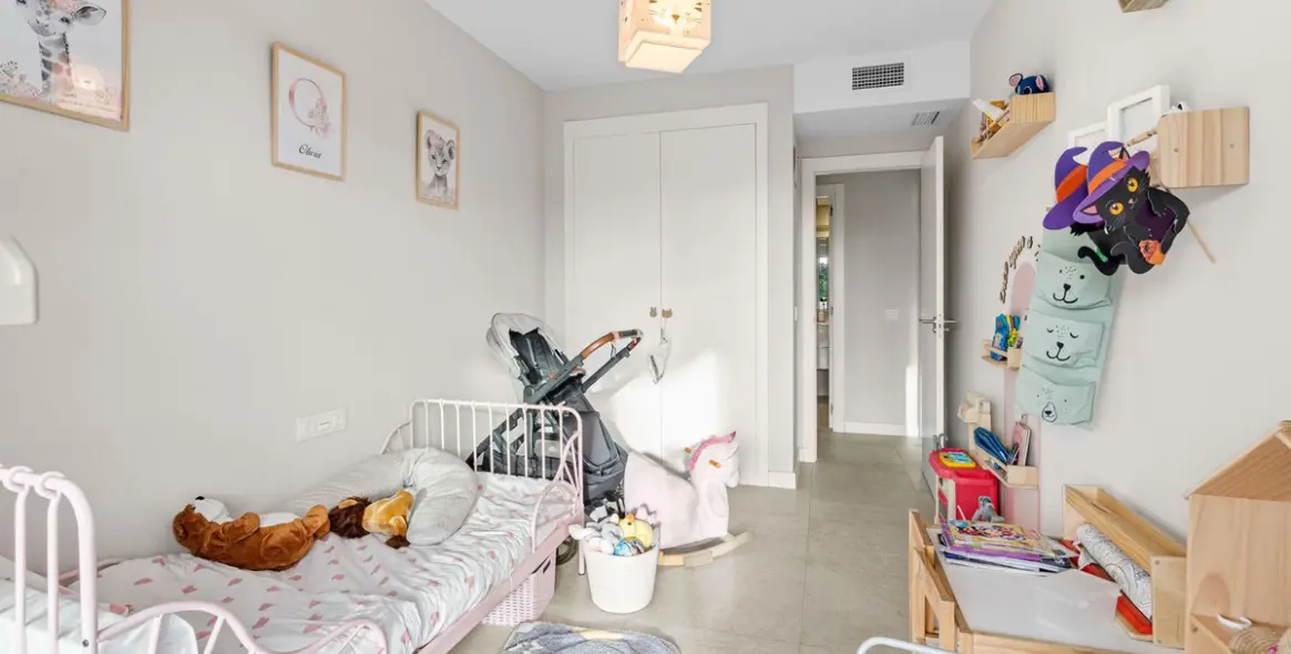 Продажа апартаментов на первом этаже в Mijas Costa 10