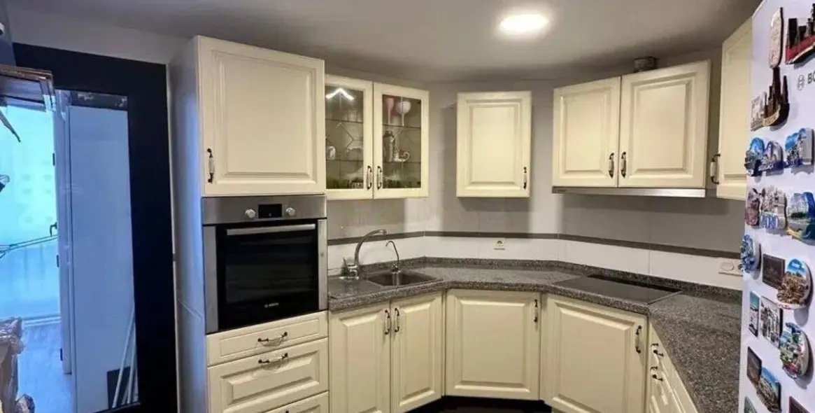 Sale of middle floor apartment in San Pedro de Alcántara 3