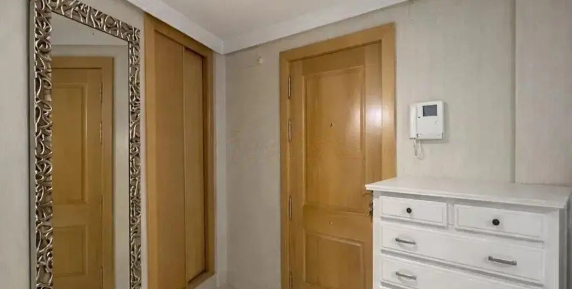 Sale of middle floor apartment in San Pedro de Alcántara 12