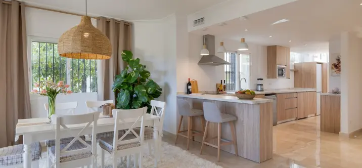 Sale of ground floor apartment in La Quinta 2