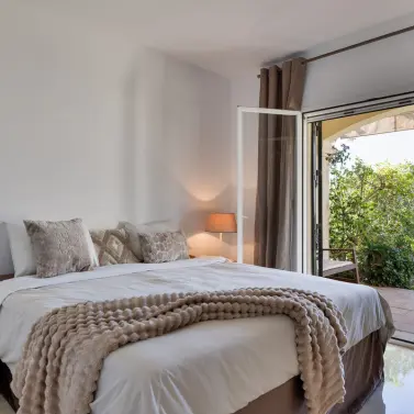 Sale of ground floor apartment in La Quinta