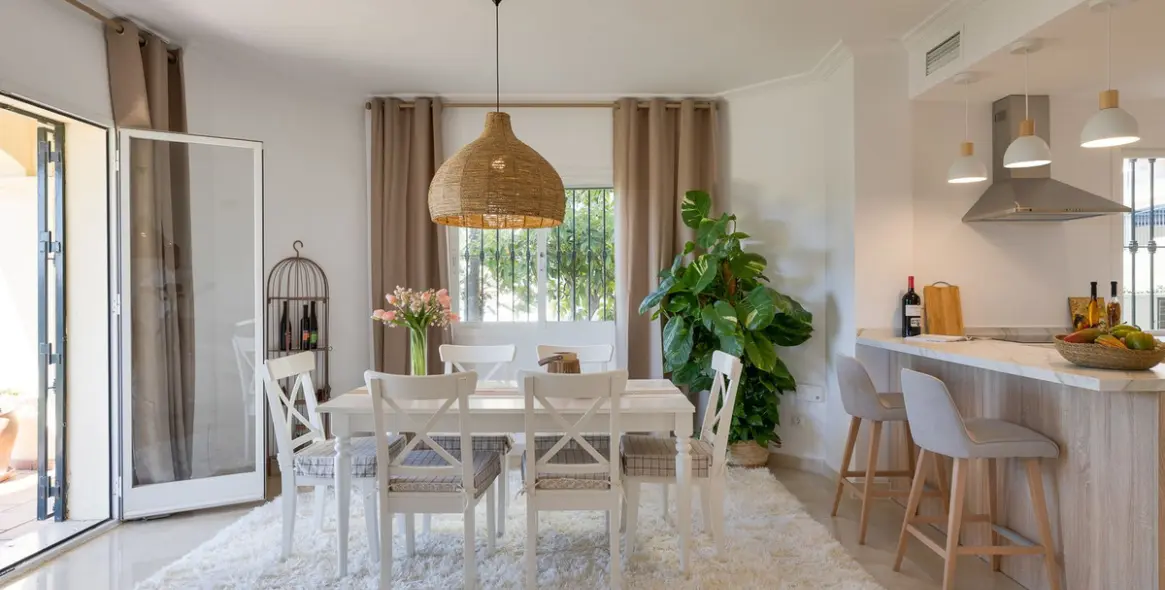 Sale of ground floor apartment in La Quinta 9