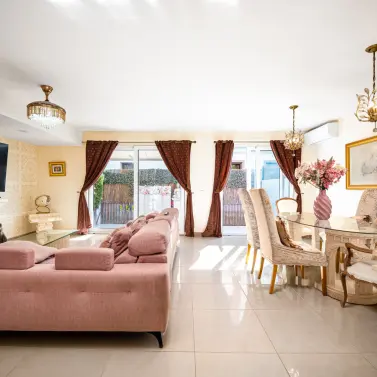 Sale of townhouse in Estepona