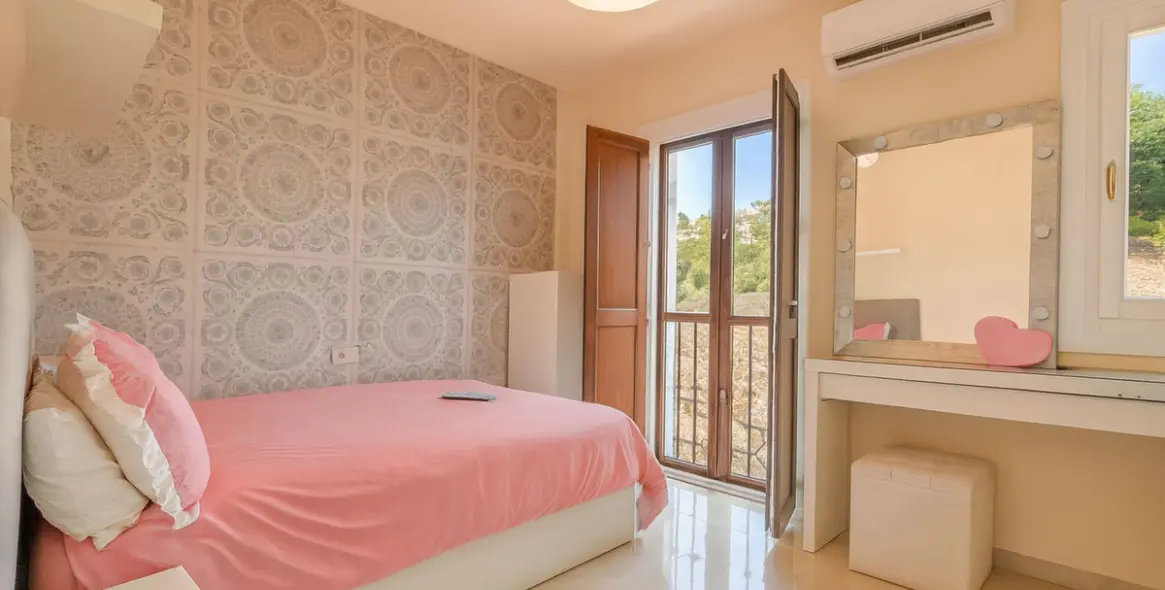 Продажа таунхауса в Estepona 8