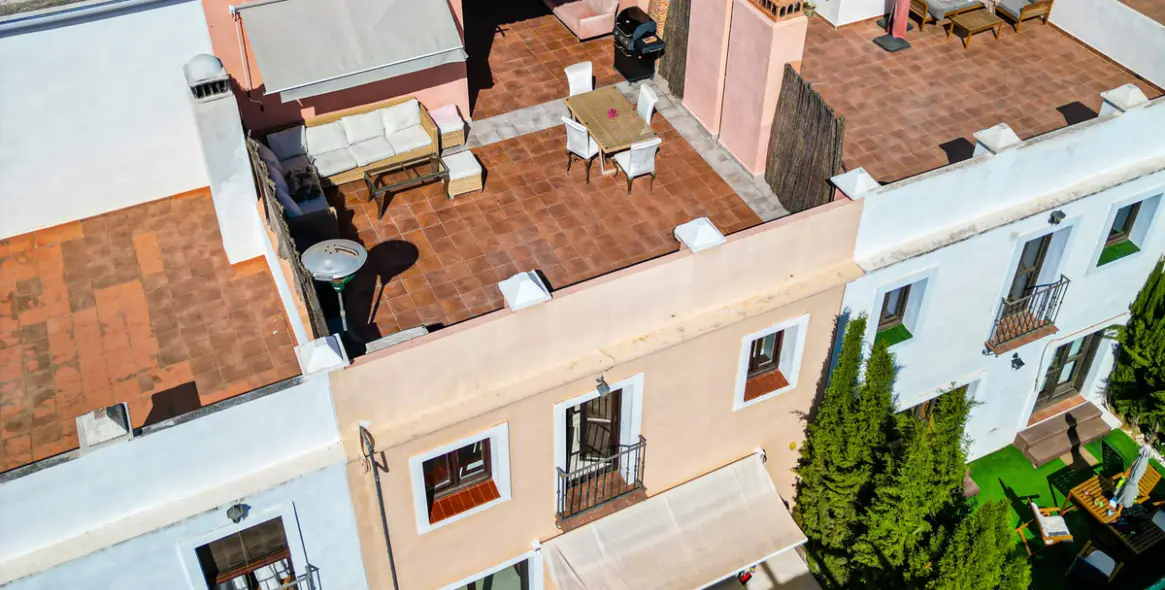Продажа таунхауса в Estepona 38
