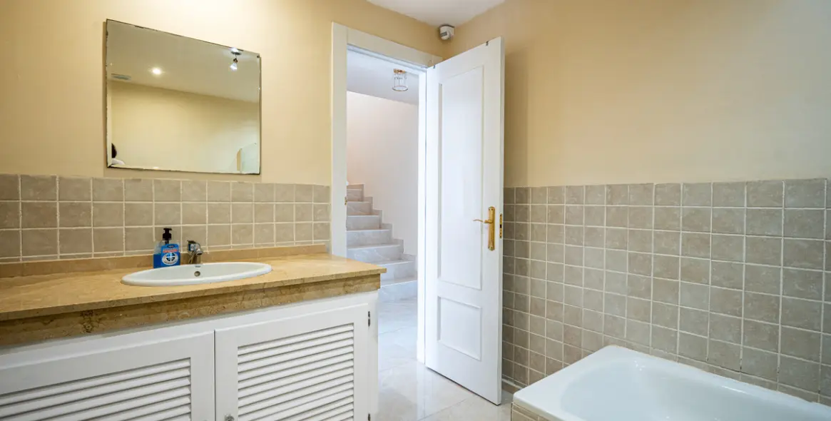 Продажа таунхауса в Estepona 46