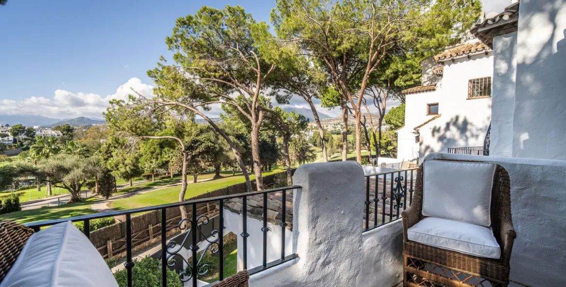 Sale of duplex in Nueva Andalucía 2