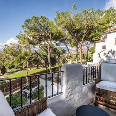 Sale of duplex in Nueva Andalucía