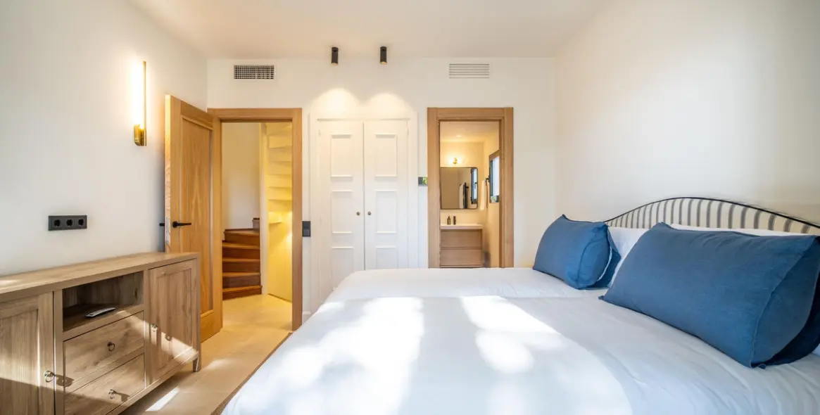 Sale of duplex in Nueva Andalucía 13