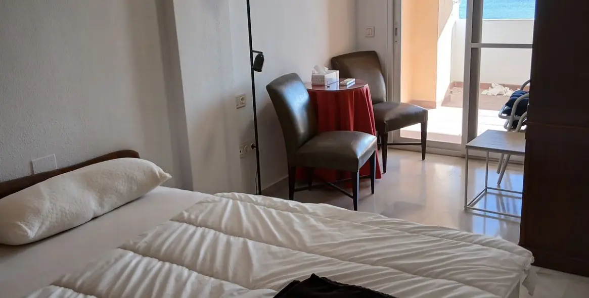 Sale of duplex in Estepona 5