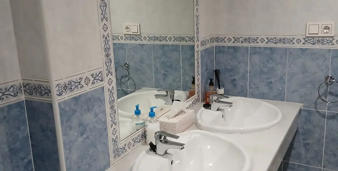 Sale of duplex in Estepona 9