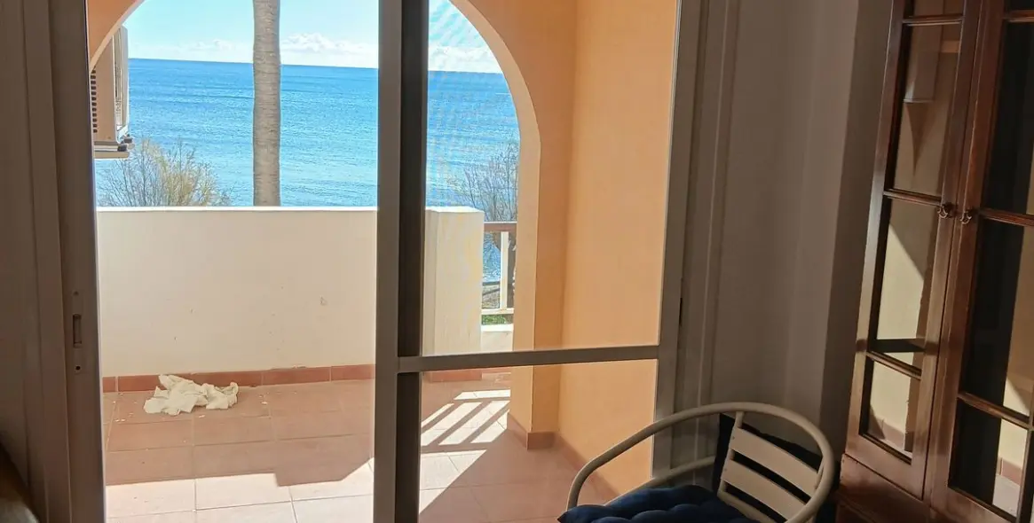 Sale of duplex in Estepona 12