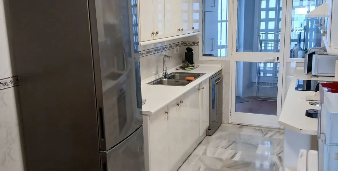 Sale of duplex in Estepona 13