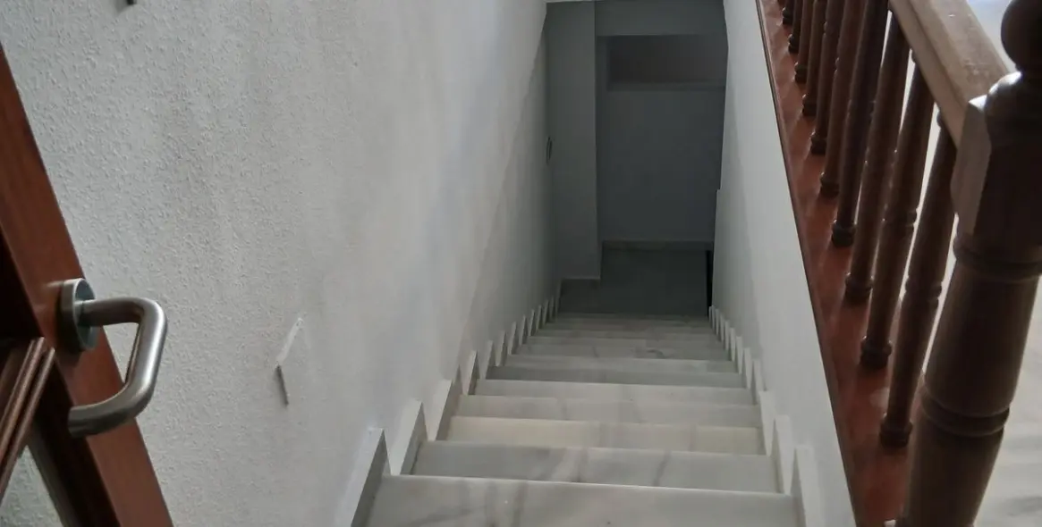 Sale of duplex in Estepona 14