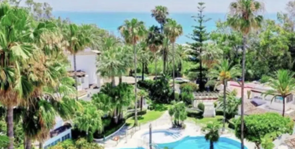 Sale of ground floor apartment in Marbella 3